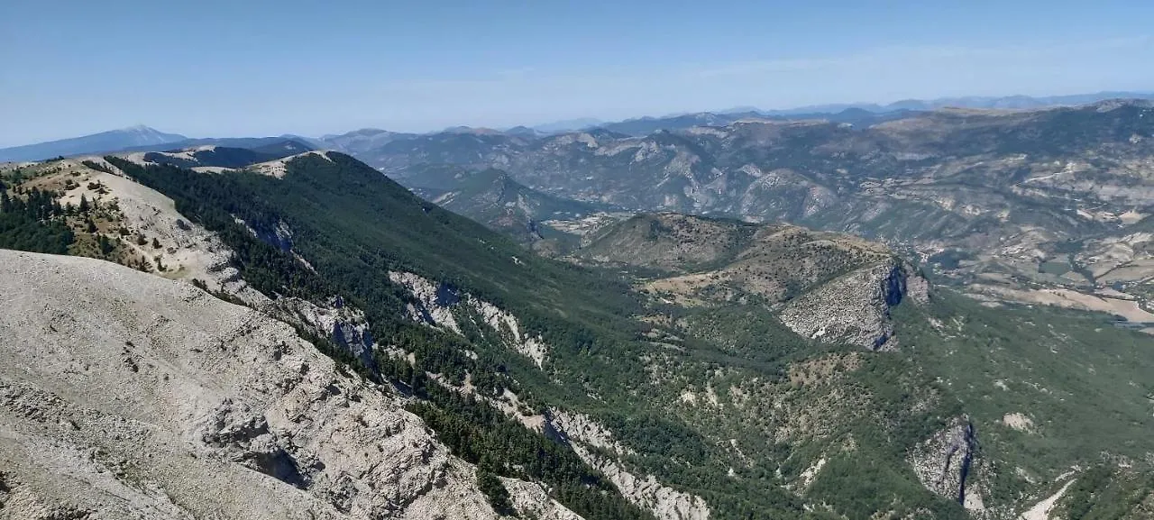 Gîtes Les Costoliers Châteauneuf-Miravail Hébergement de vacances