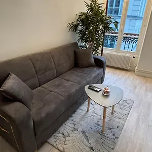 Situe Dans Le 9eme Arrondissement, A Deux Pas Du Sacre-coeur Appartement Paris